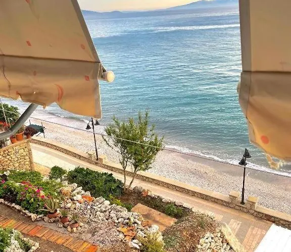 Guesthouse Thanasi