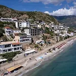 Guesthouse Thanasi